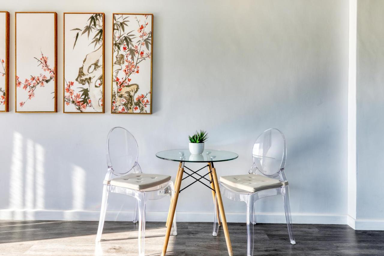 View 1 Bedroom In Cbd Cape Town