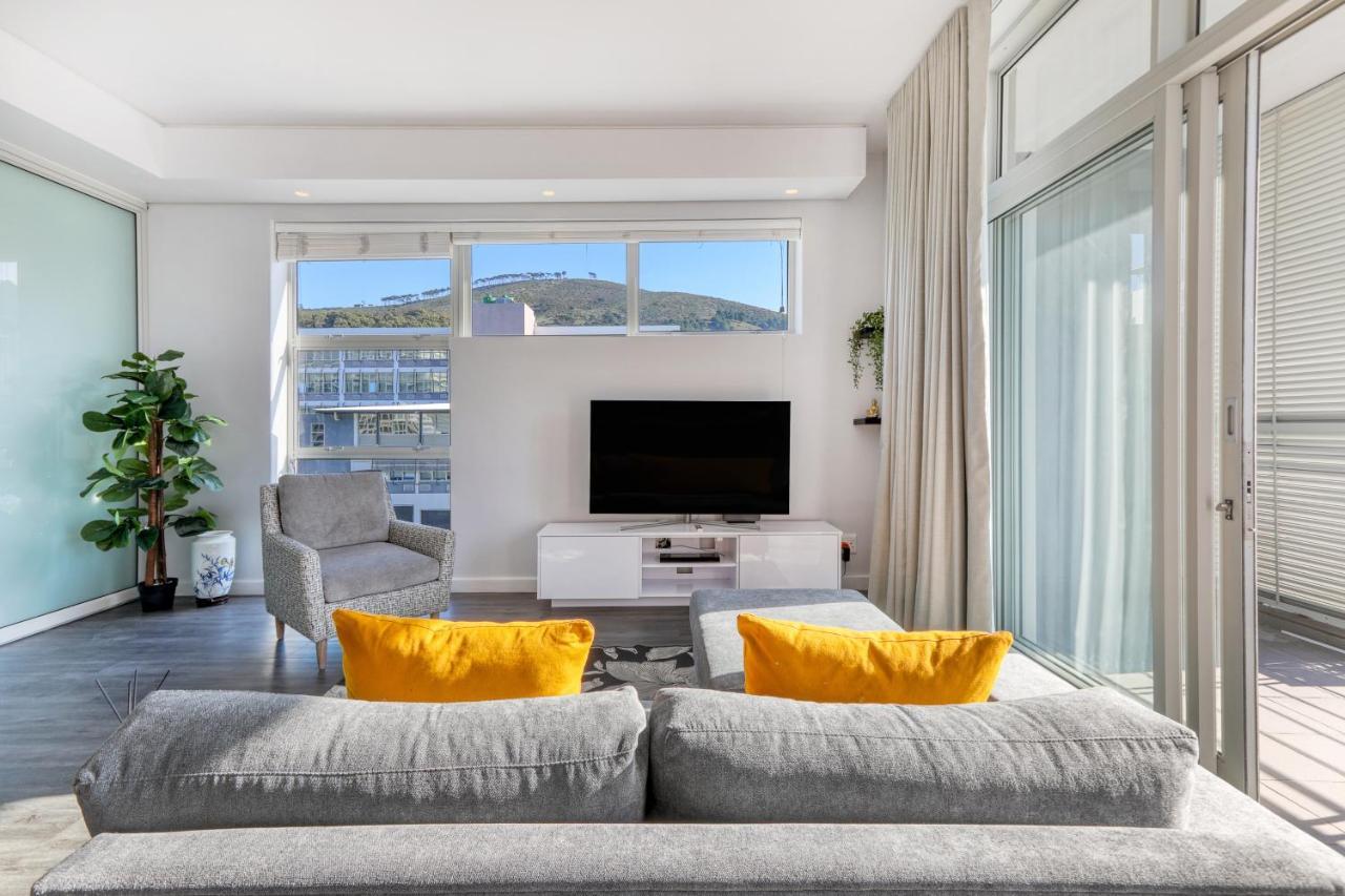 View 1 Bedroom In Cbd Apartment